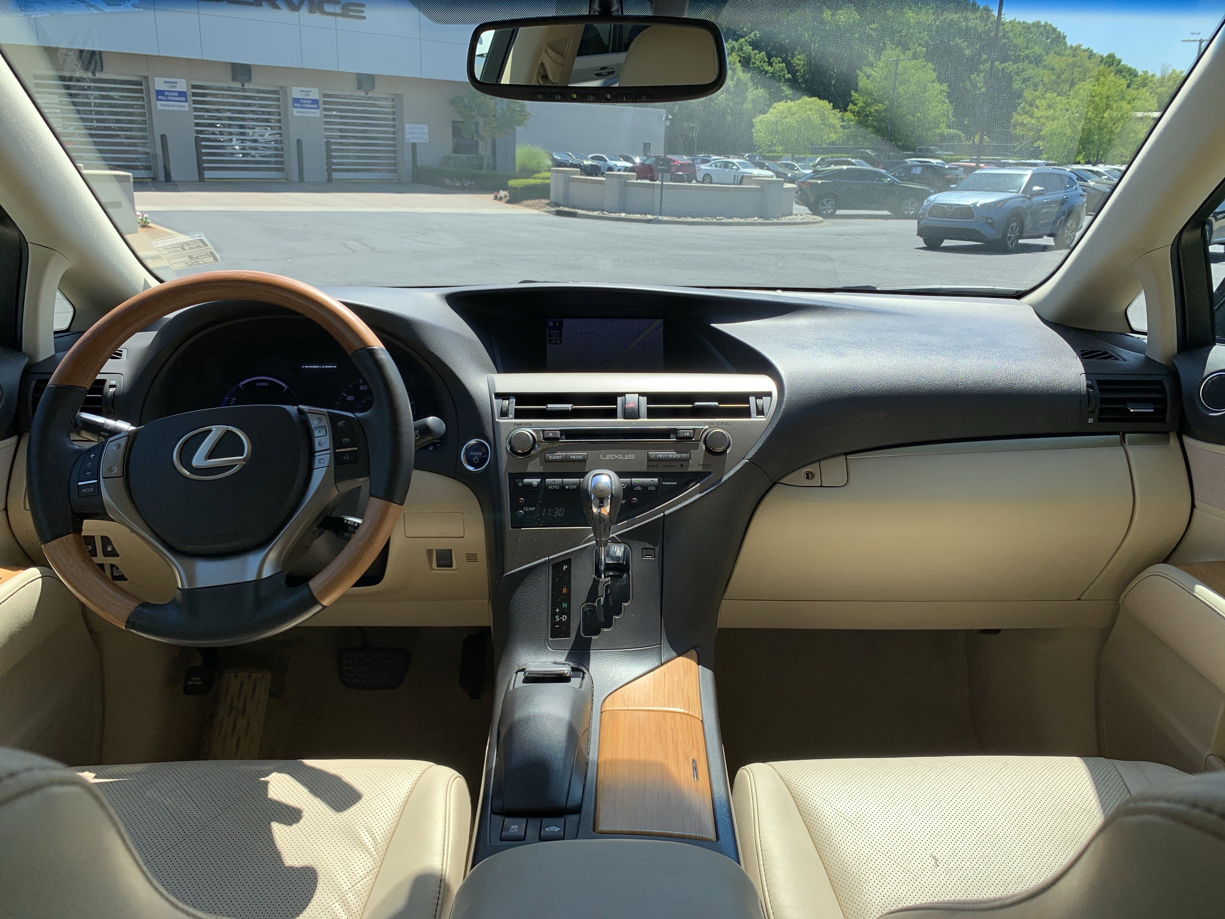 Used 2015 Lexus RX 450h FWD image 30