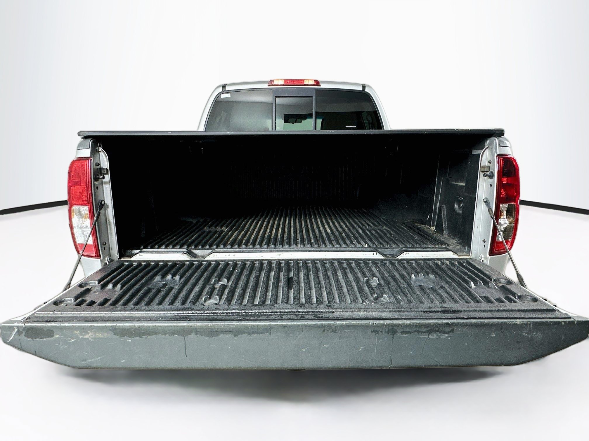 Used 2014 Nissan Frontier SV RWD image 26