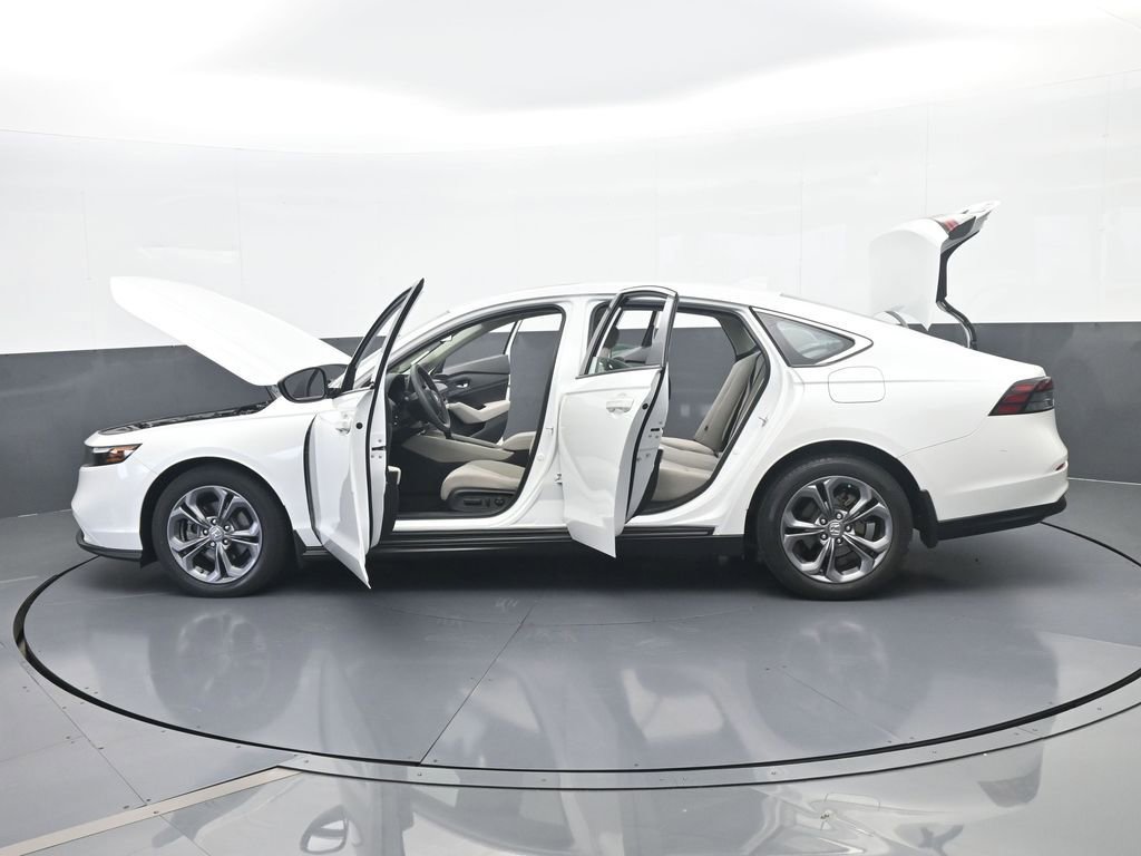 Used 2023 Honda Accord EX image 74