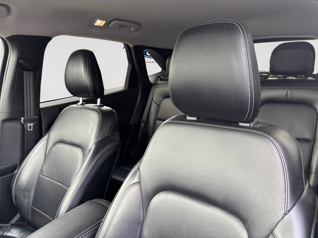 Used 2023 Ford Escape Platinum AWD/4WD image 12