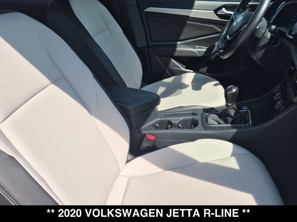 Used 2020 Volkswagen Jetta R-Line FWD image 25