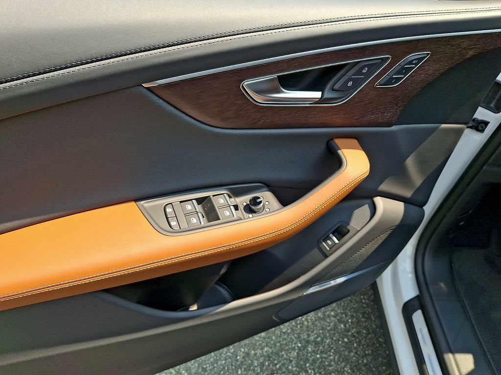 New 2026 Audi Q8 Prestige AWD/4WD image 10