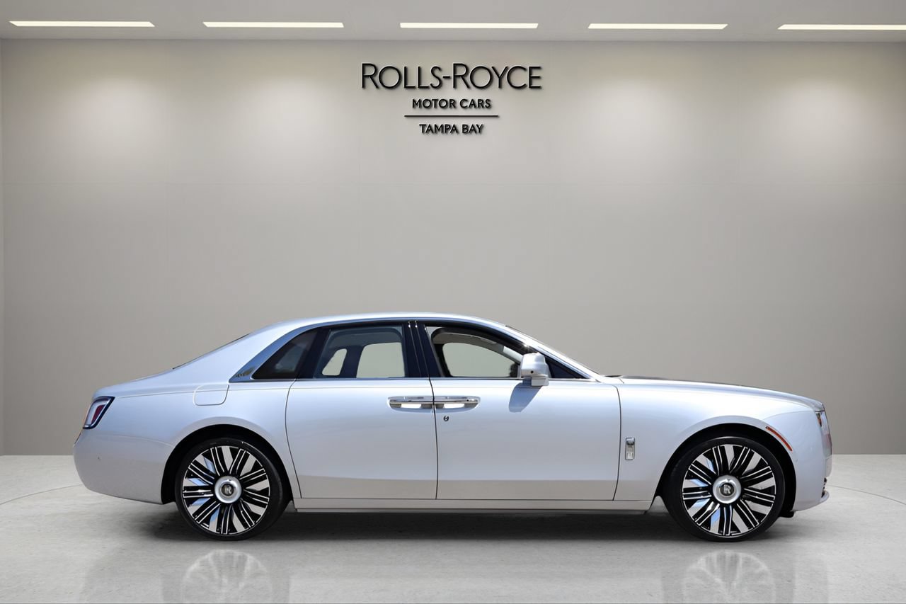 New 2027 Rolls-Royce Ghost AWD/4WD image 7