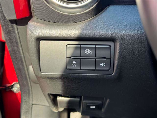 Used 2025 MAZDA MX-5 Miata RF Grand Touring w/ Weather Package RWD image 19