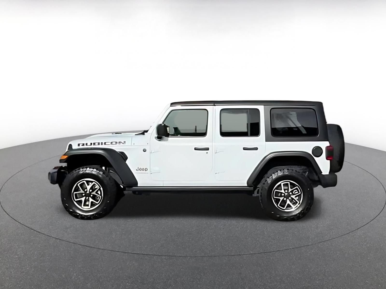 Used 2025 Jeep Wrangler Unlimited Rubicon AWD/4WD image 10