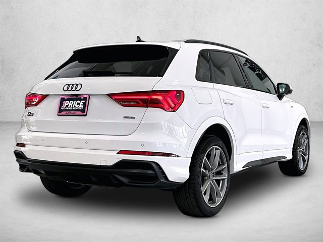 Used 2022 Audi Q3 2.0T Premium Plus AWD/4WD image 2