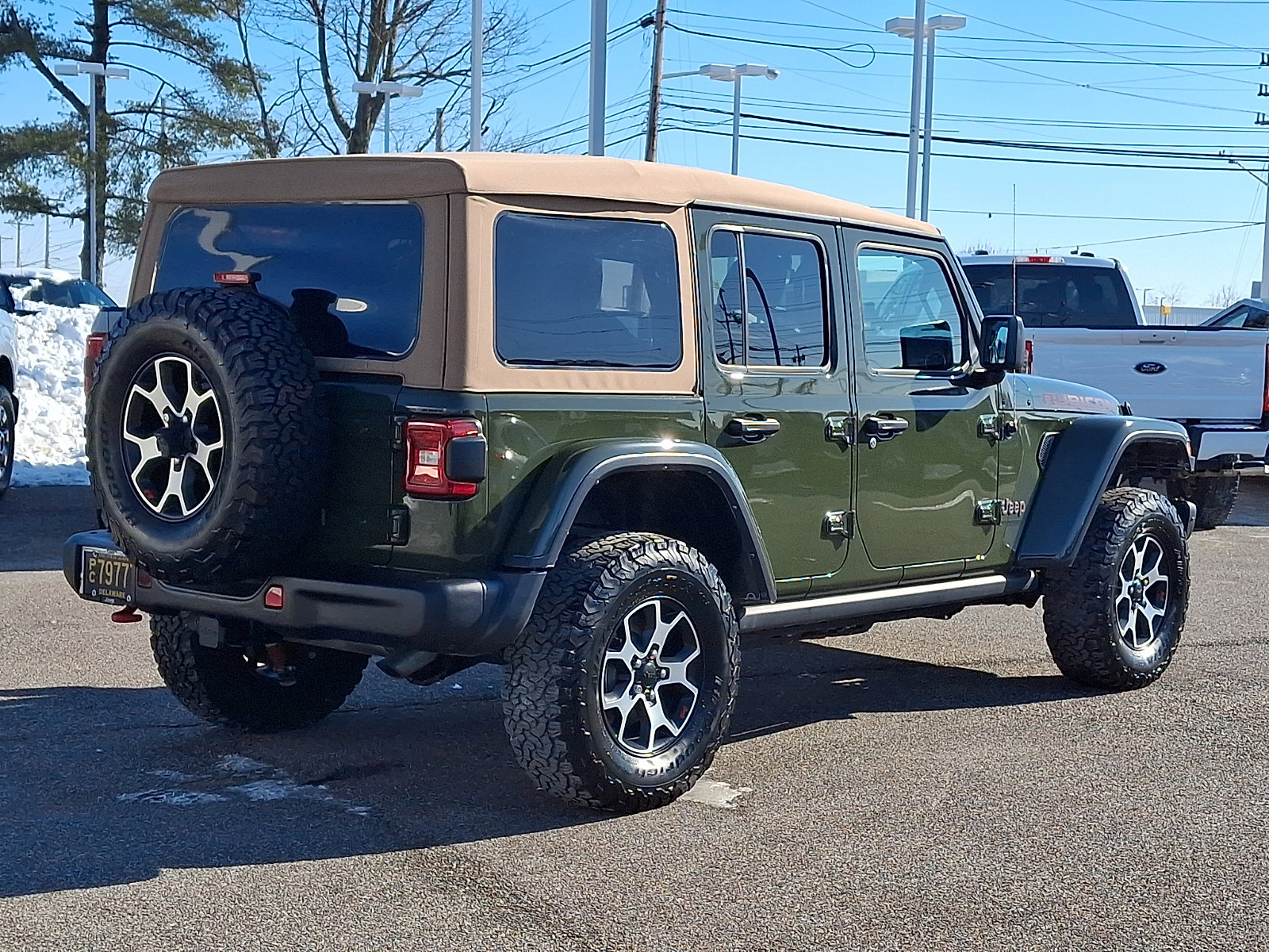 Used 2022 Jeep Wrangler Unlimited Rubicon w/ Steel Bumper Group image 11