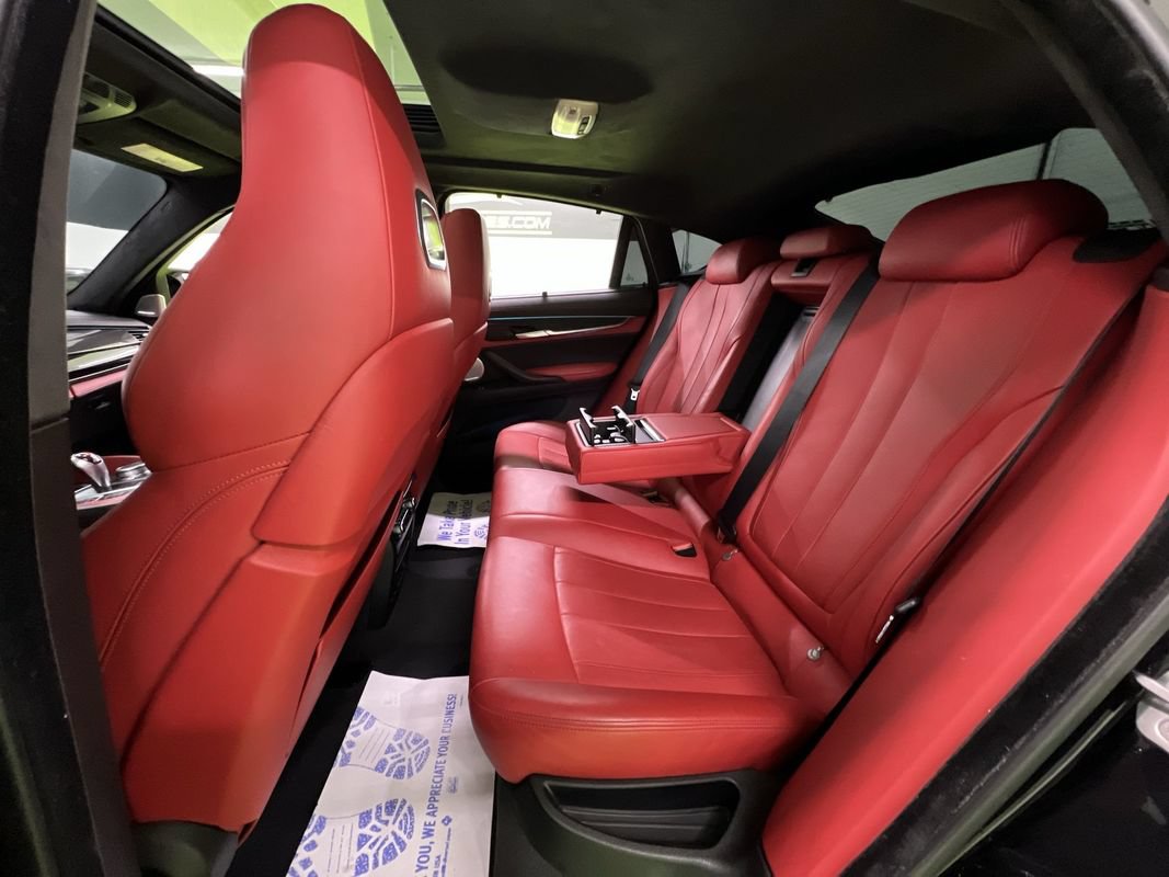 Used 2018 BMW X6 M AWD/4WD image 27