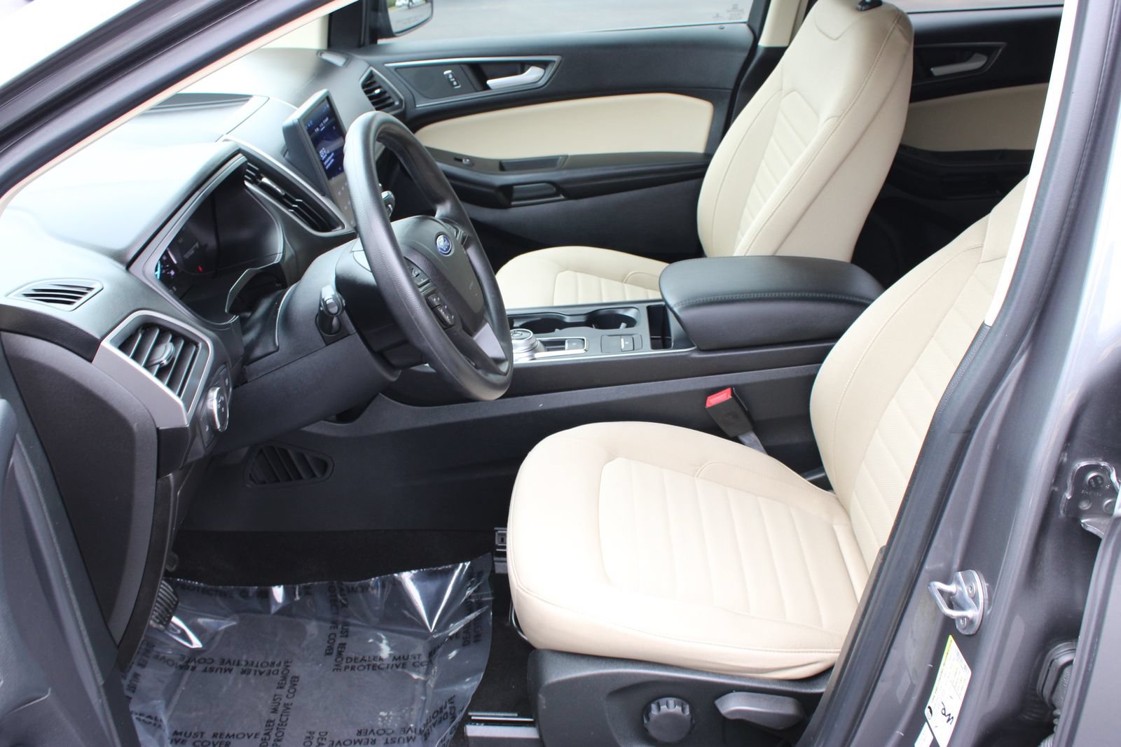 Used 2022 Ford Edge SE AWD/4WD image 11