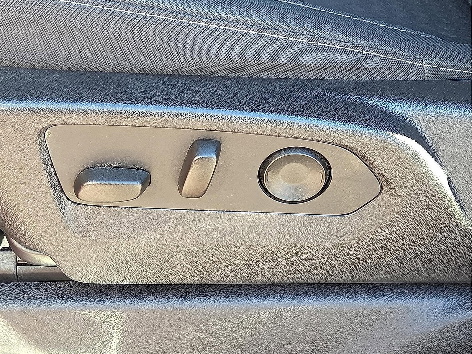 Used 2023 GMC Sierra 1500 Elevation w/ X31 Off-Road Package image 14