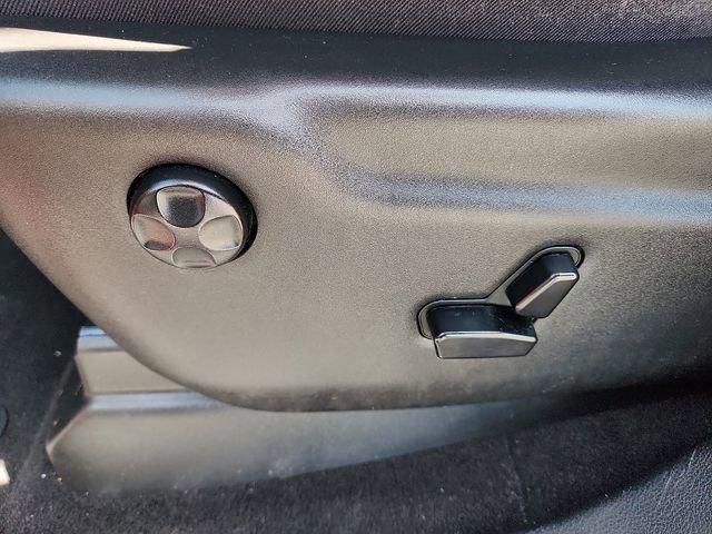 Used 2020 Dodge Durango SXT image 13