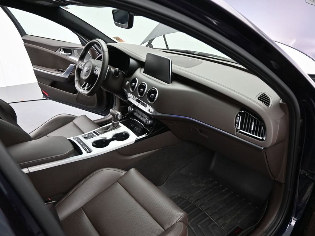 Used 2020 Kia Stinger GT image 19