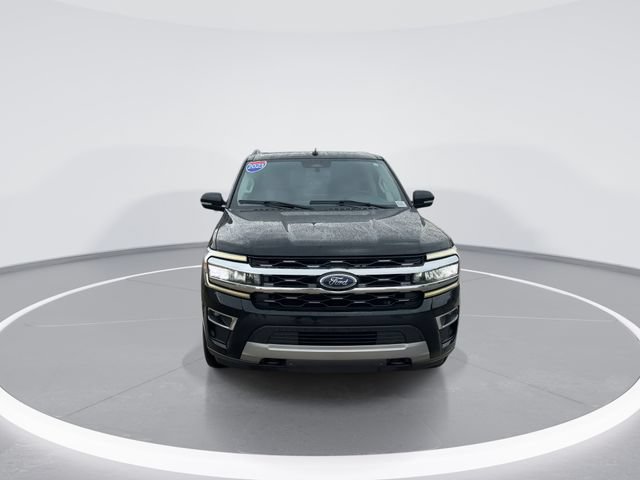 Used 2023 Ford Expedition Limited AWD/4WD image 2