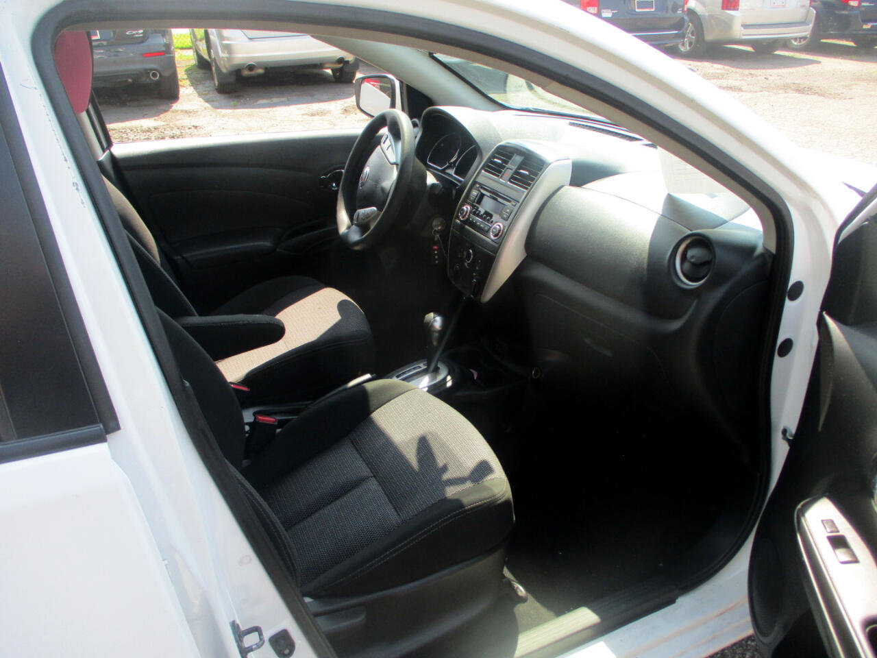 Used 2018 Nissan Versa SV image 6