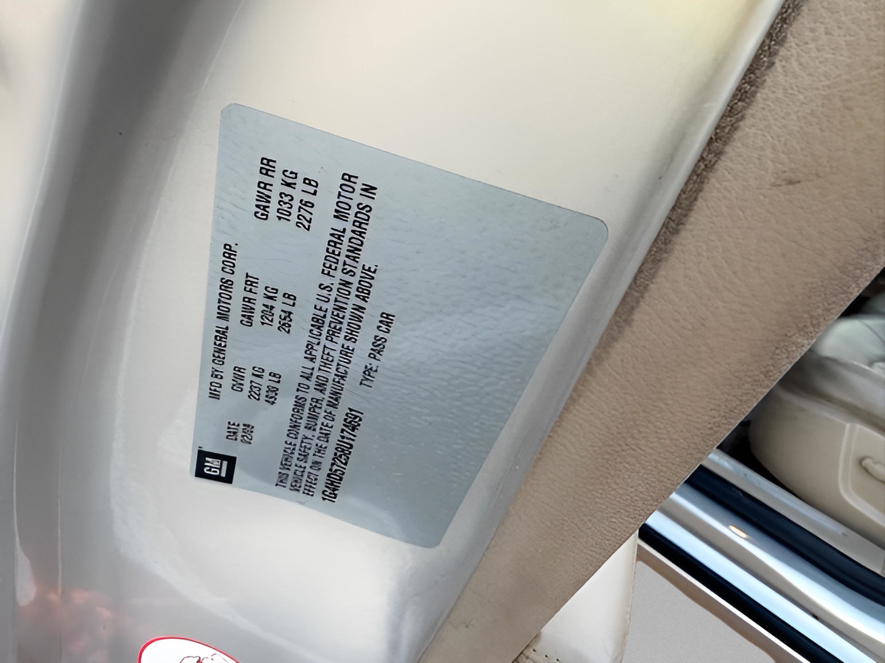 Used 2008 Buick Lucerne CXL w/ Driver Confidence Package FWD image 28