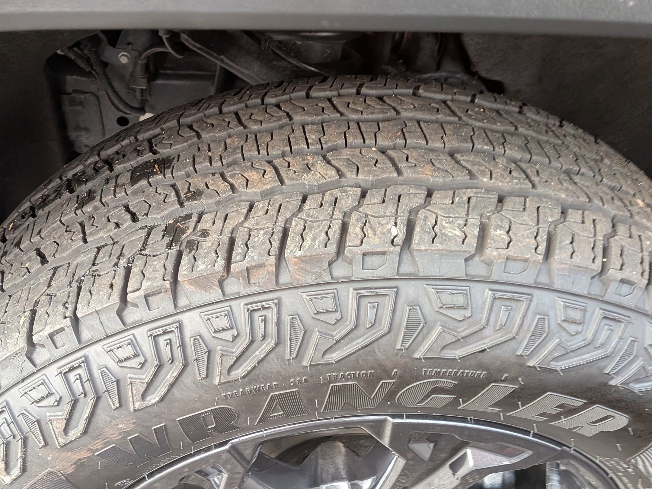 Certified 2024 GMC Canyon Elevation w/ Elevation Premium Package image 13