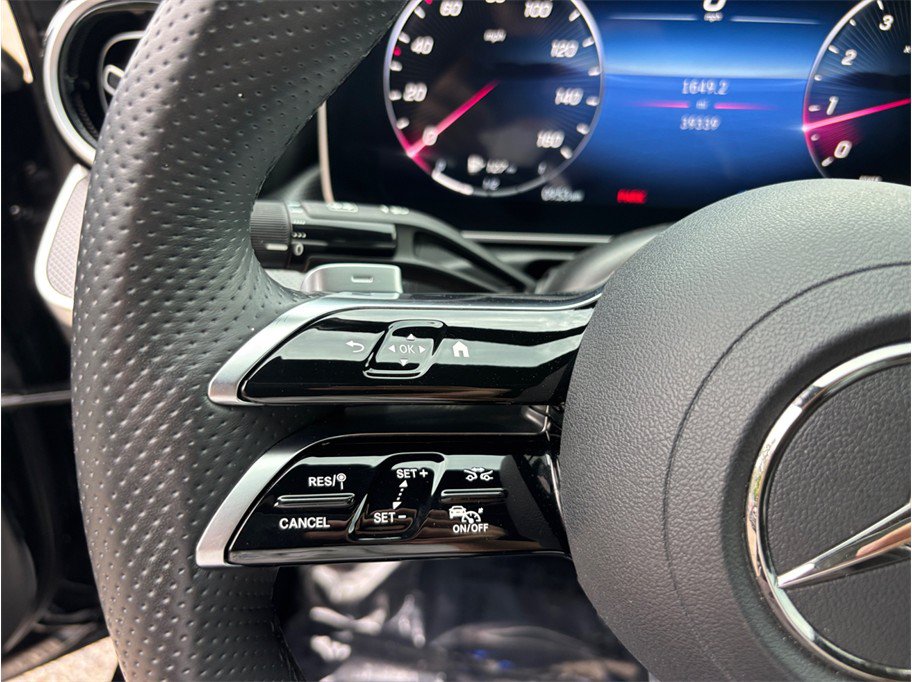 Used 2024 Mercedes-Benz C 300 Sedan image 29