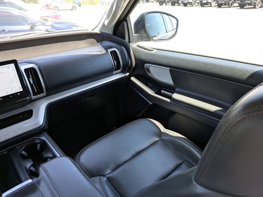 Used 2025 Ford Expedition Max Active image 18