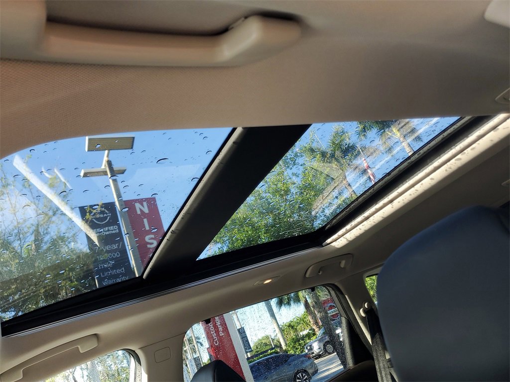 Certified 2021 Nissan Rogue SV w/ Premium Package image 19