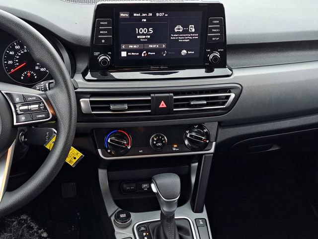 Used 2023 Kia Seltos LX image 24