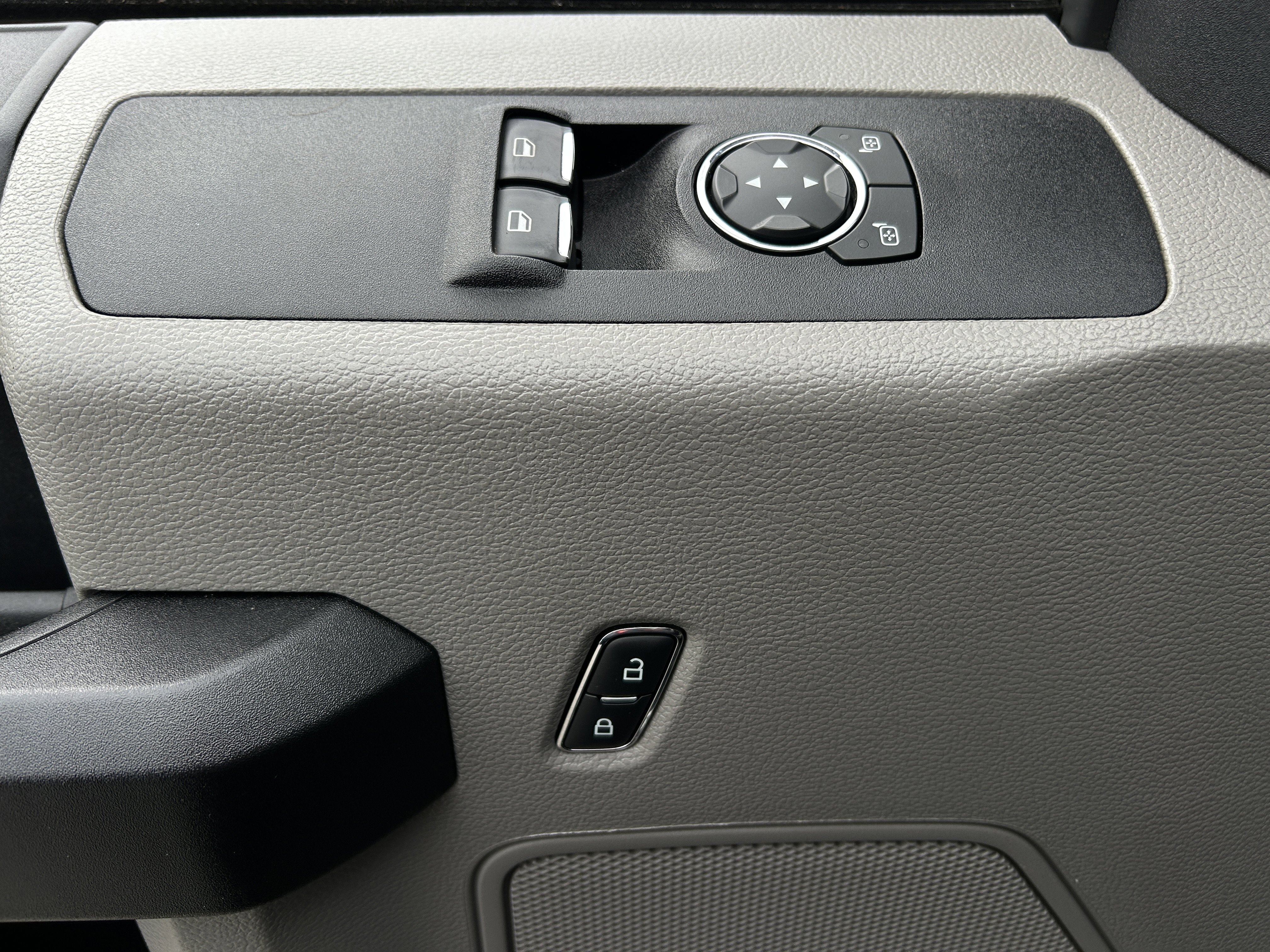 Used 2021 Ford F250 XL w/ STX Appearance Package image 20