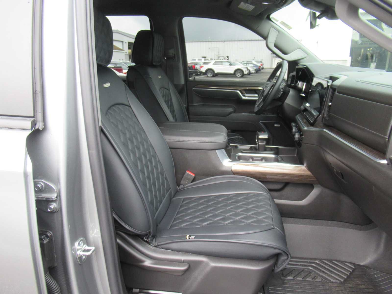 Used 2026 Chevrolet Silverado 1500 RST w/ RST All Star Premium Package AWD/4WD image 12