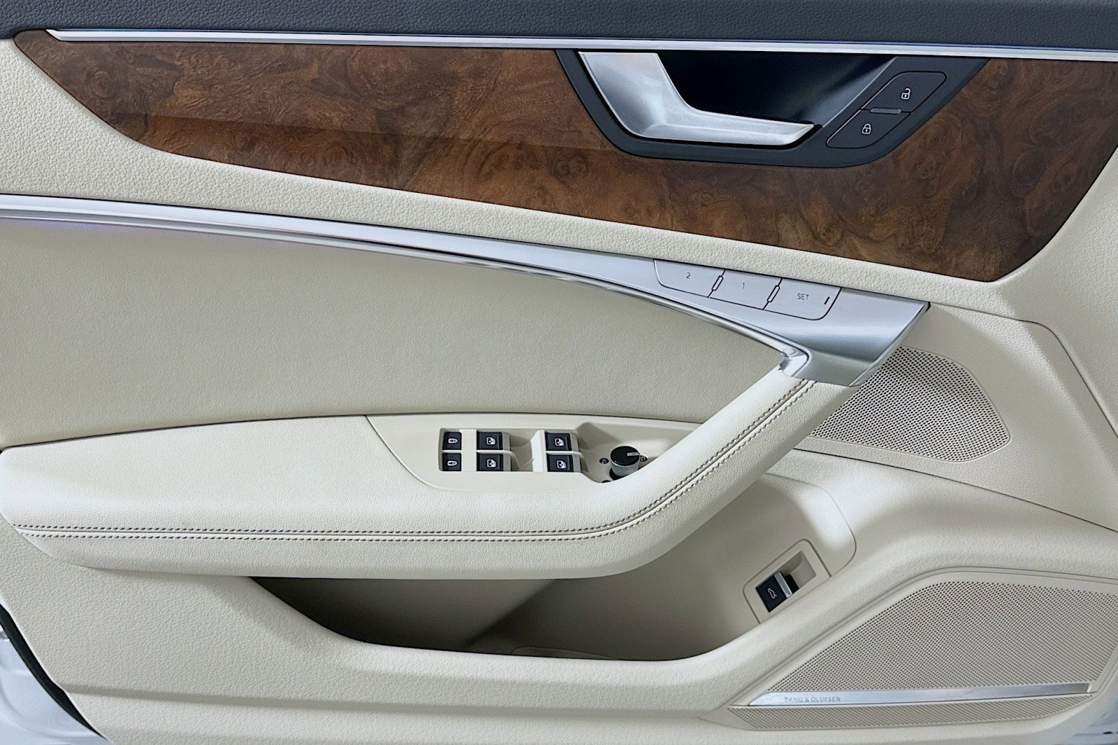 Used 2023 Audi A6 Premium Plus w/ Premium Plus Package image 21