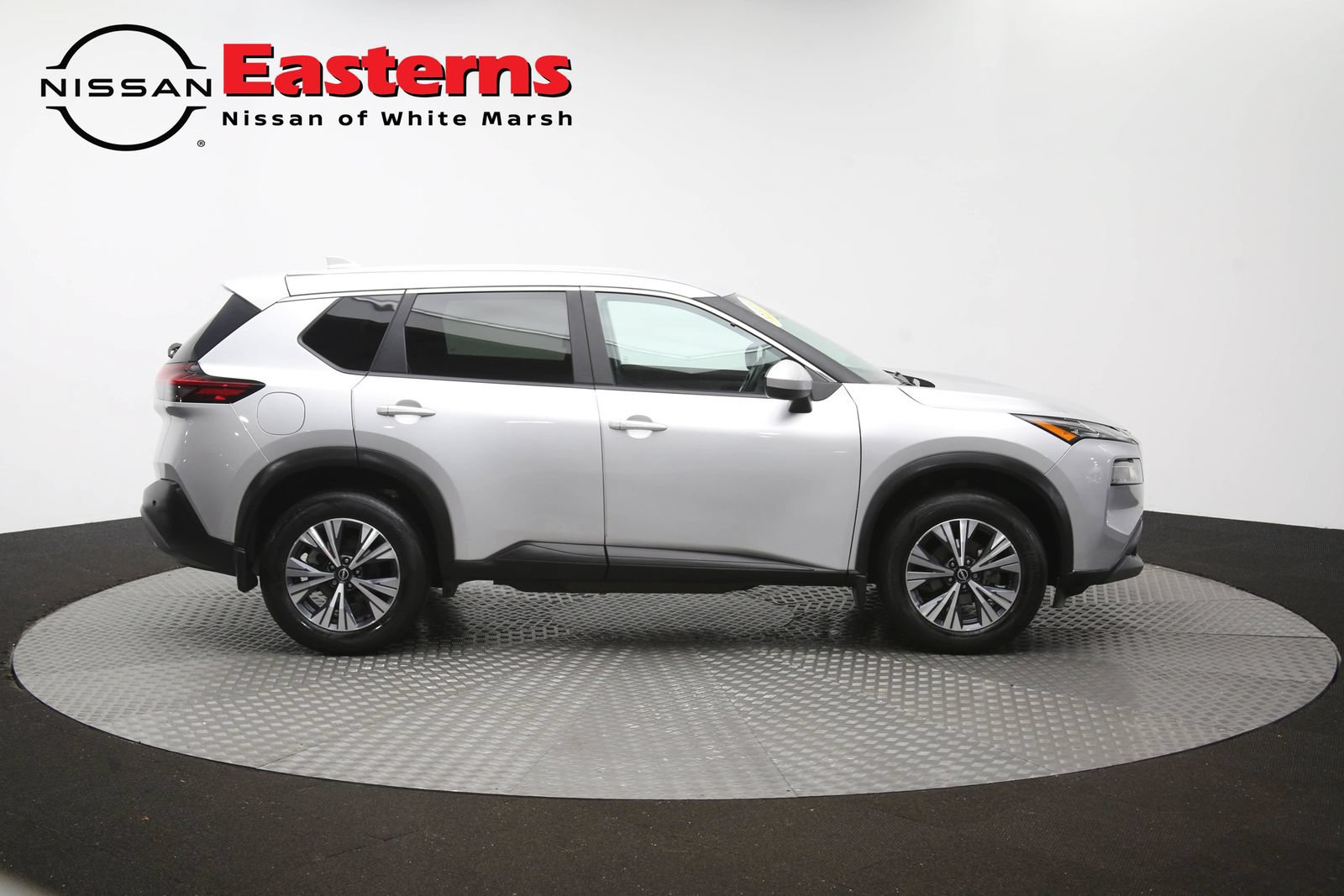 Used 2023 Nissan Rogue SV AWD/4WD image 40