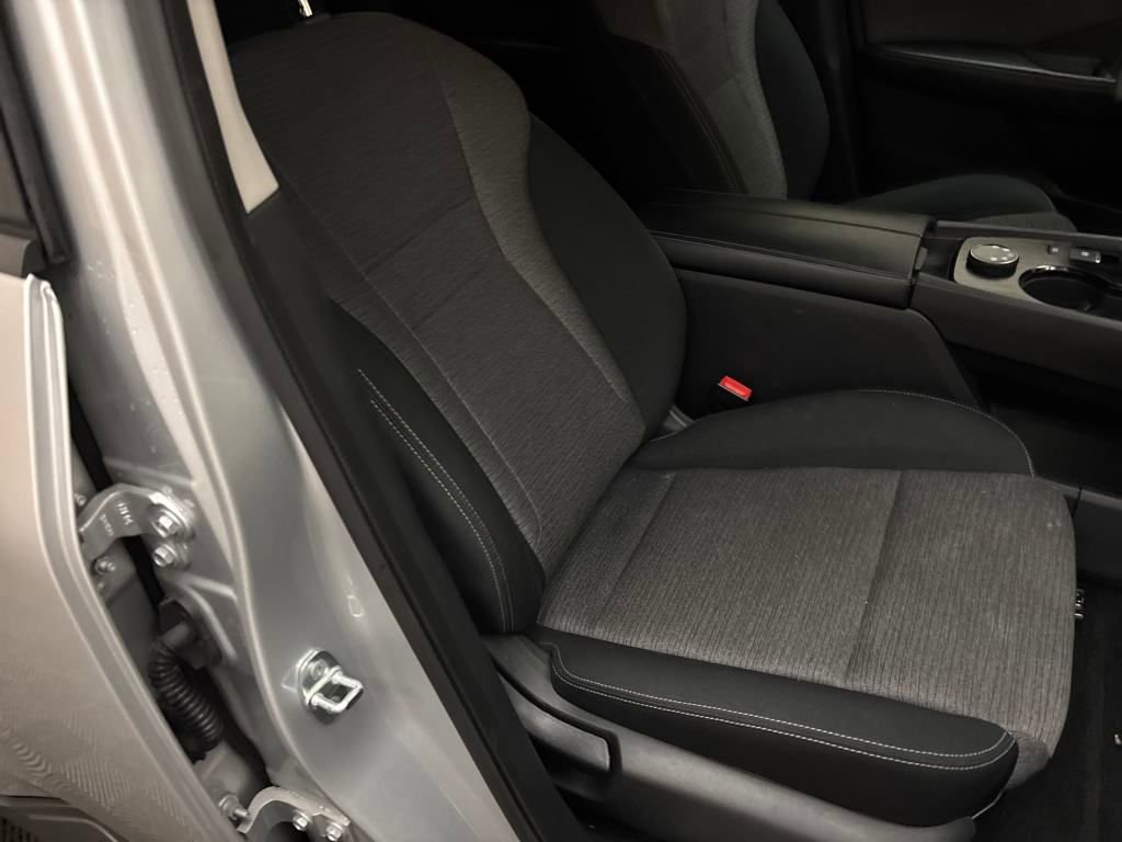 Used 2023 Nissan Rogue SV image 21