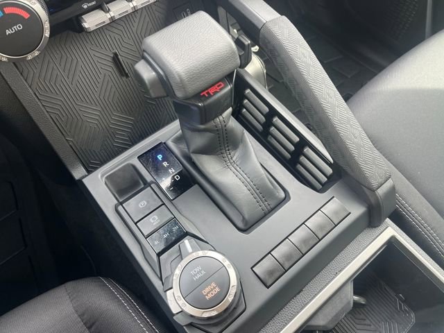 Used 2025 Toyota Tacoma TRD Sport AWD/4WD image 24