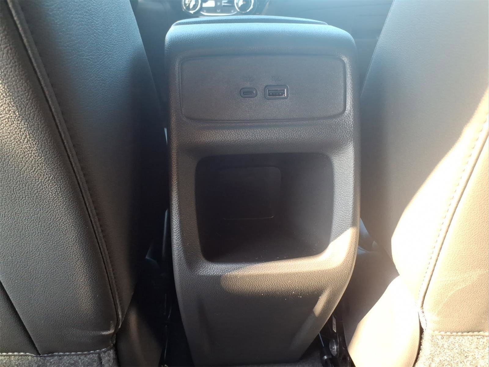 New 2026 Chevrolet Trax RS w/ Sunroof Package image 13