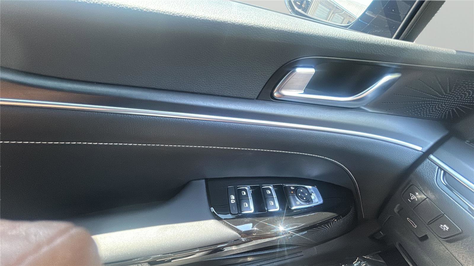 Used 2026 Kia K5 GT-Line w/ GT-Line Premium Package FWD image 23