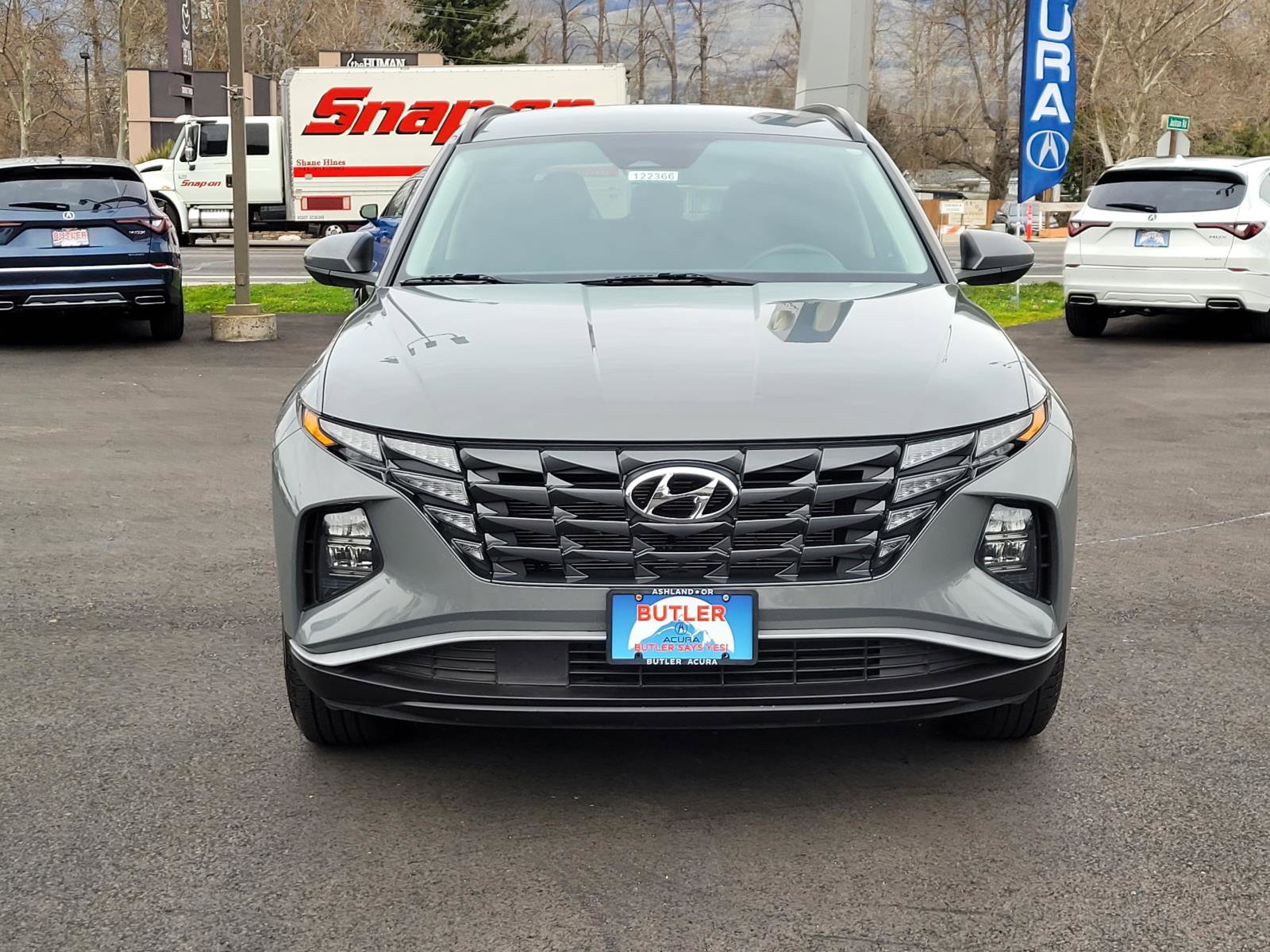 Used 2024 Hyundai Tucson SEL image 2