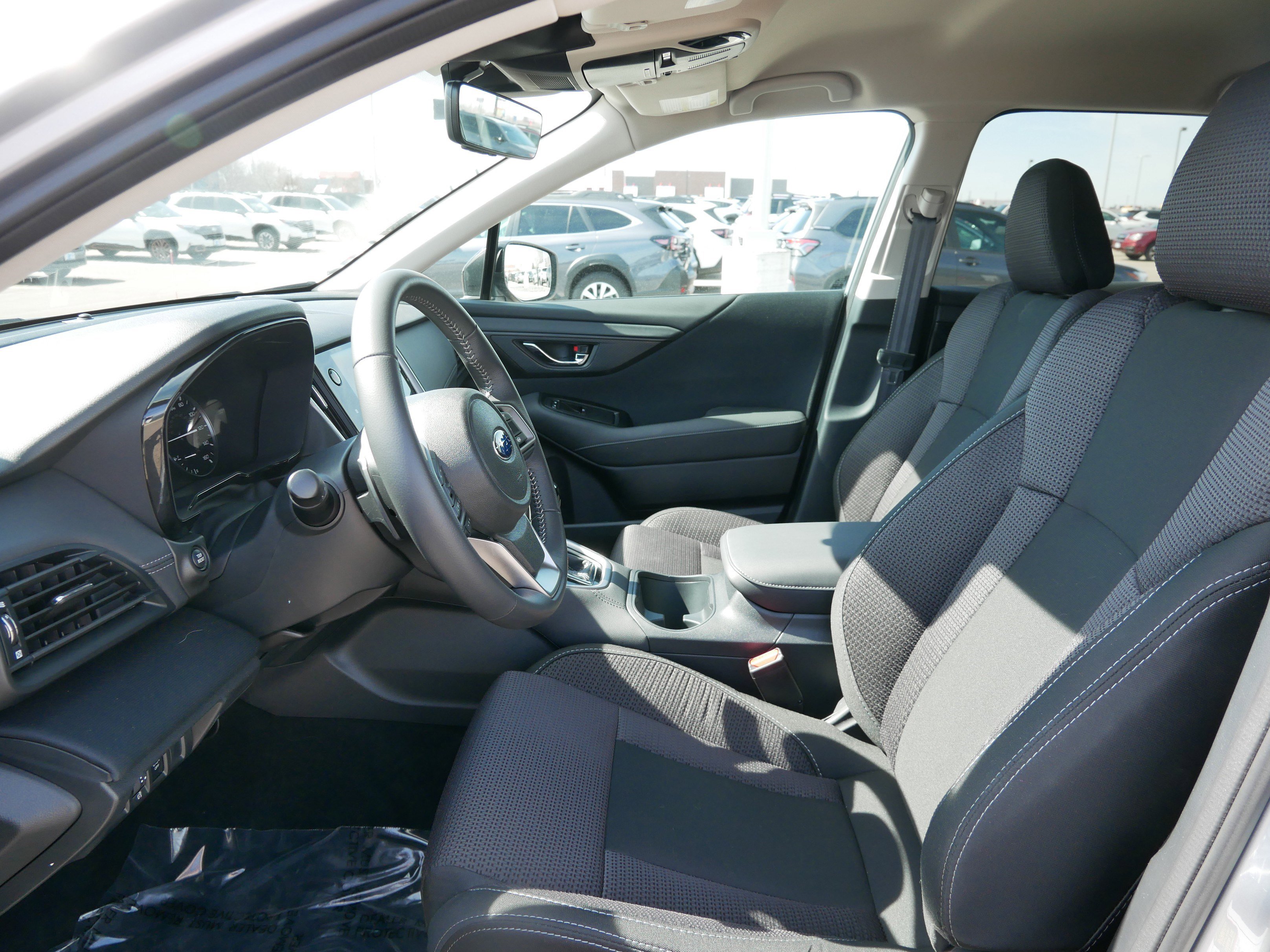 Used 2025 Subaru Outback Premium image 32