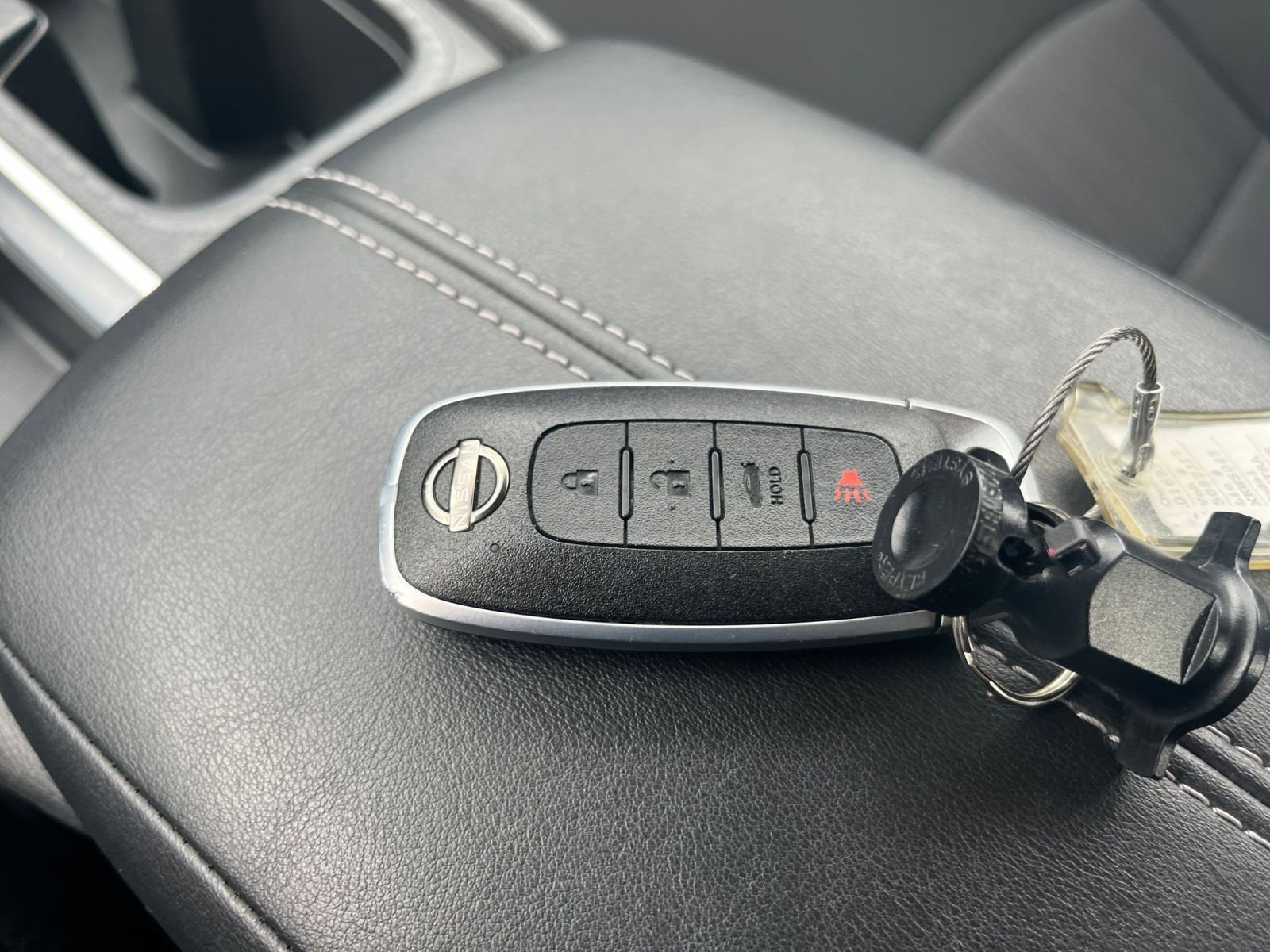 Used 2025 Nissan Sentra SV image 21
