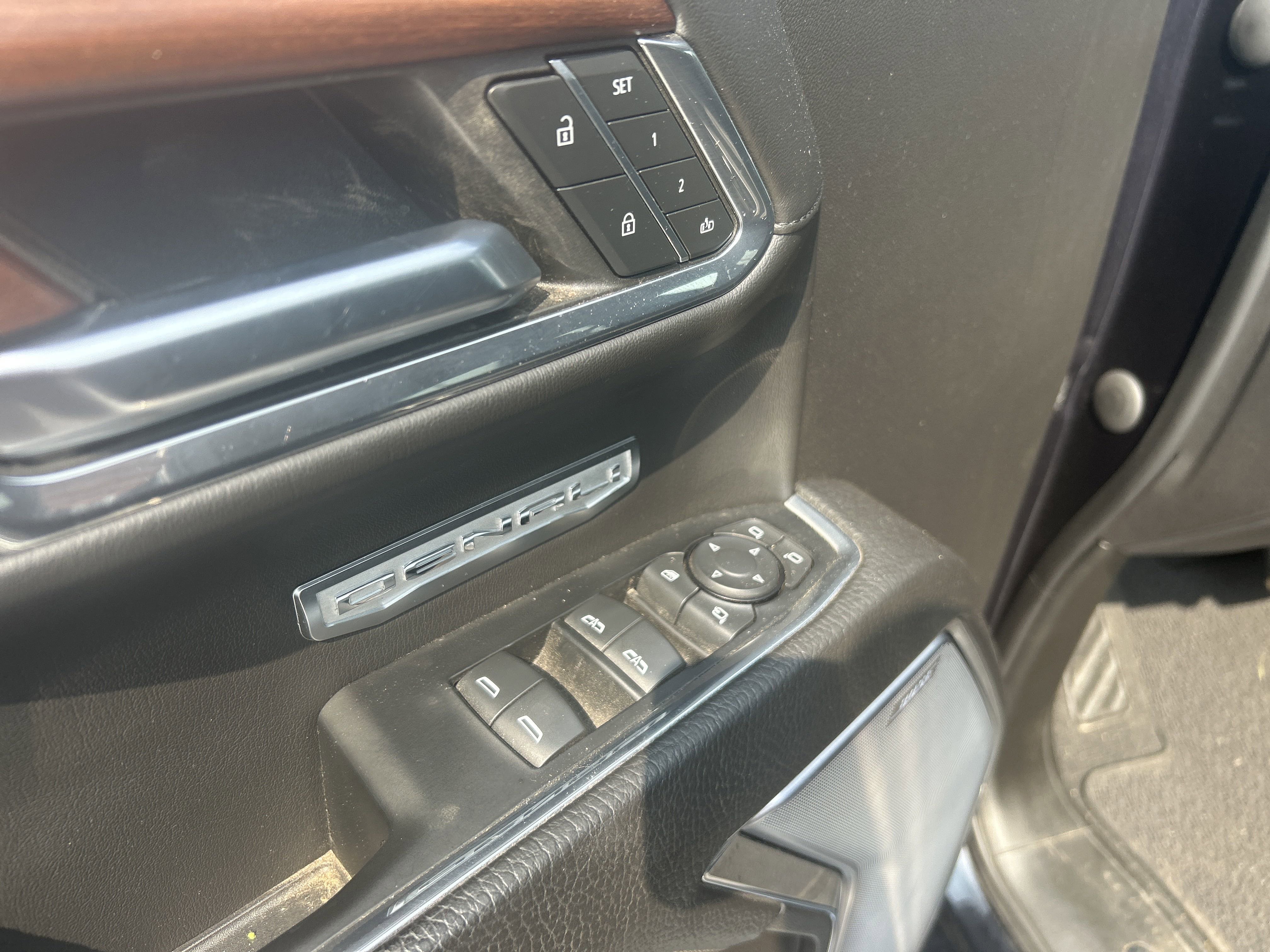 Used 2023 GMC Sierra 1500 Denali image 16