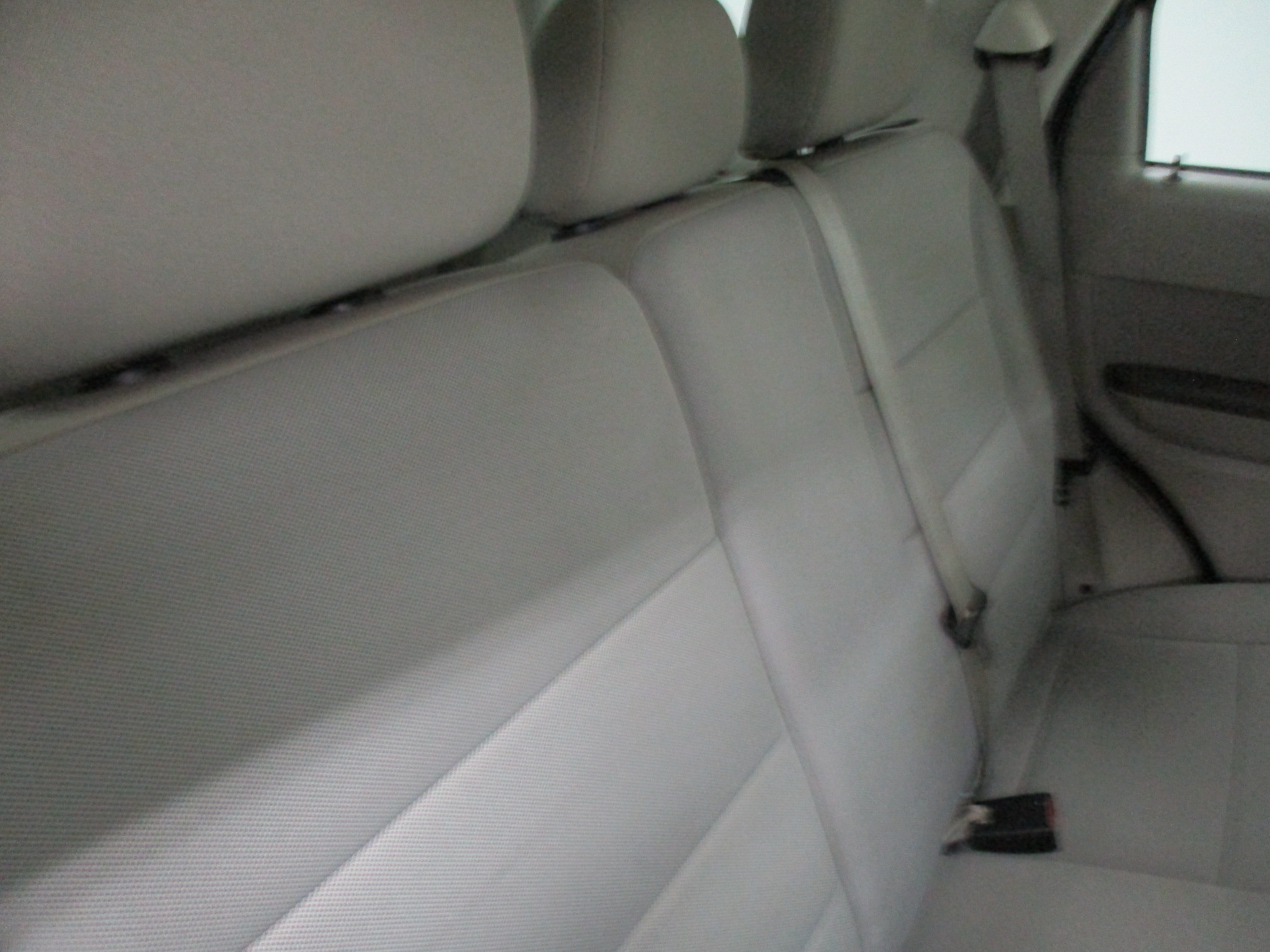 Used 2010 Ford Escape 4WD Hybrid image 12