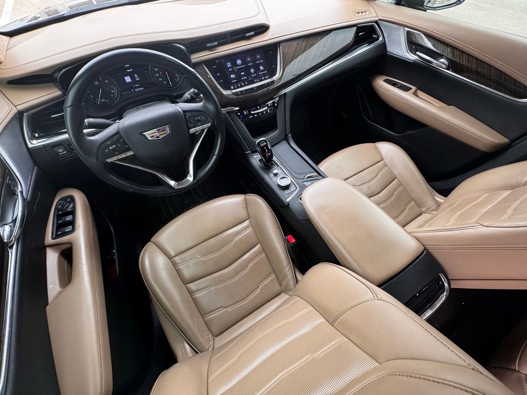 Used 2021 Cadillac XT6 Premium Luxury w/ Platinum Package AWD/4WD image 9