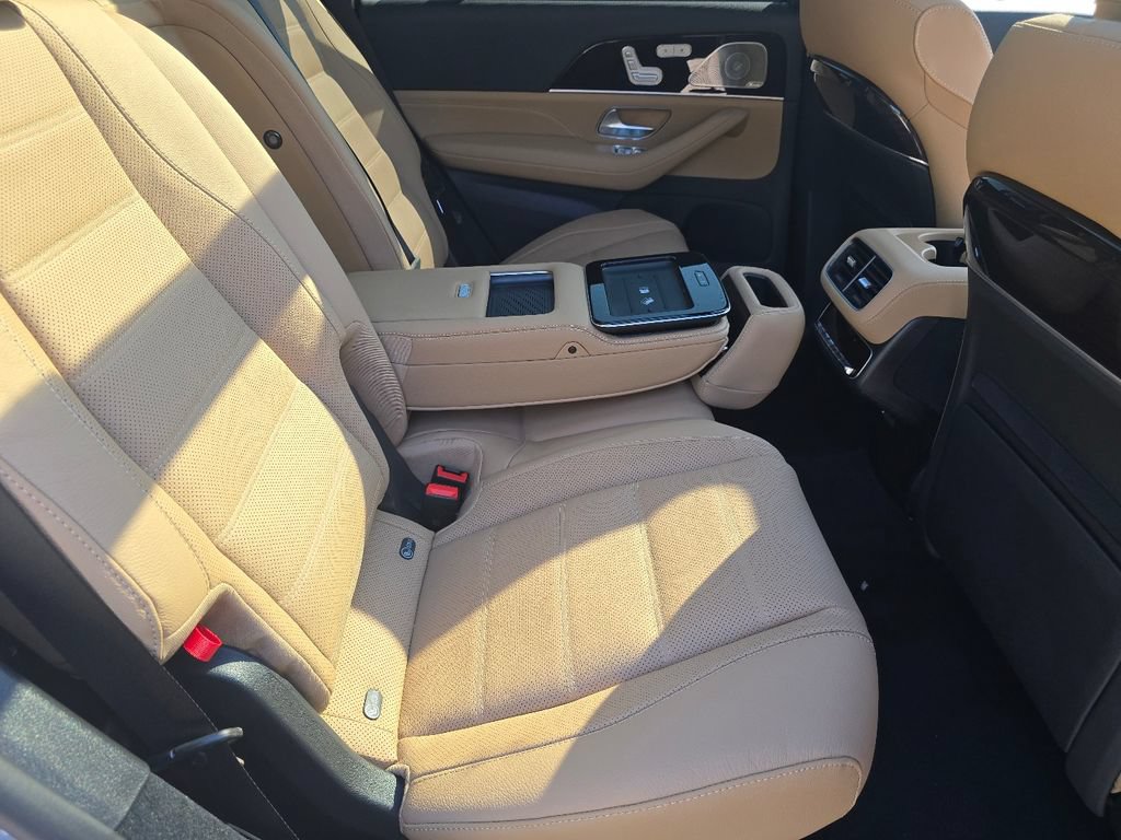 New 2026 Mercedes-Benz GLS 580 4MATIC image 20