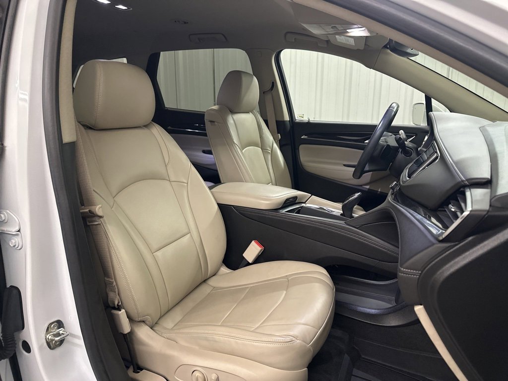 Used 2020 Buick Enclave Essence image 45