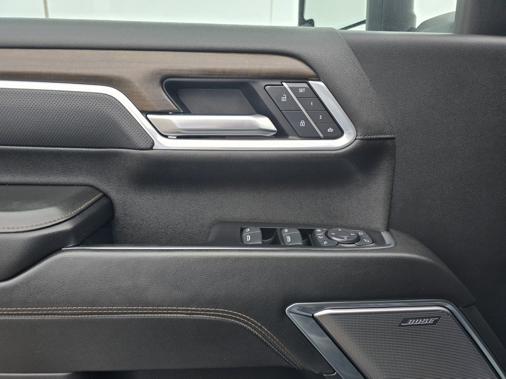 Used 2025 Chevrolet Silverado 2500 High Country w/ High Country Premium Package image 13