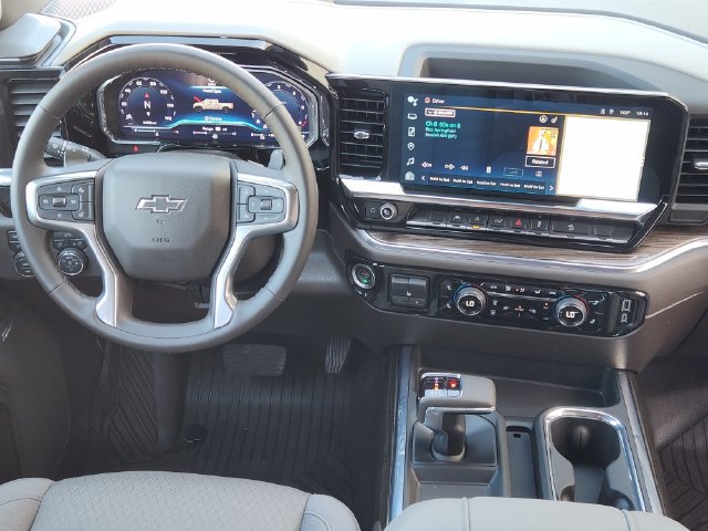 Used 2024 Chevrolet Silverado 1500 LT Trail Boss w/ Convenience Package II AWD/4WD image 27