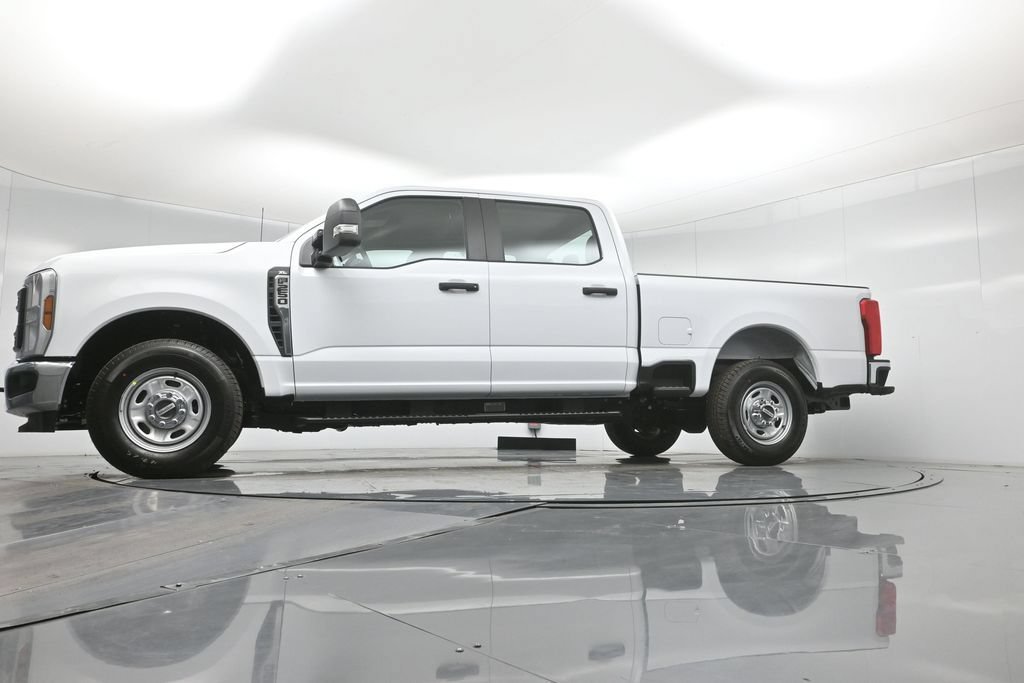 New 2026 Ford F250 XL w/ XL Chrome Package RWD image 7