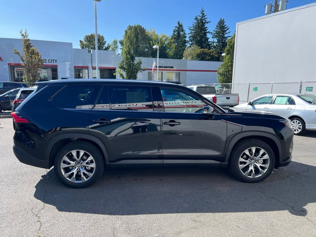 Certified 2024 Toyota Grand Highlander AWD Hybrid image 3