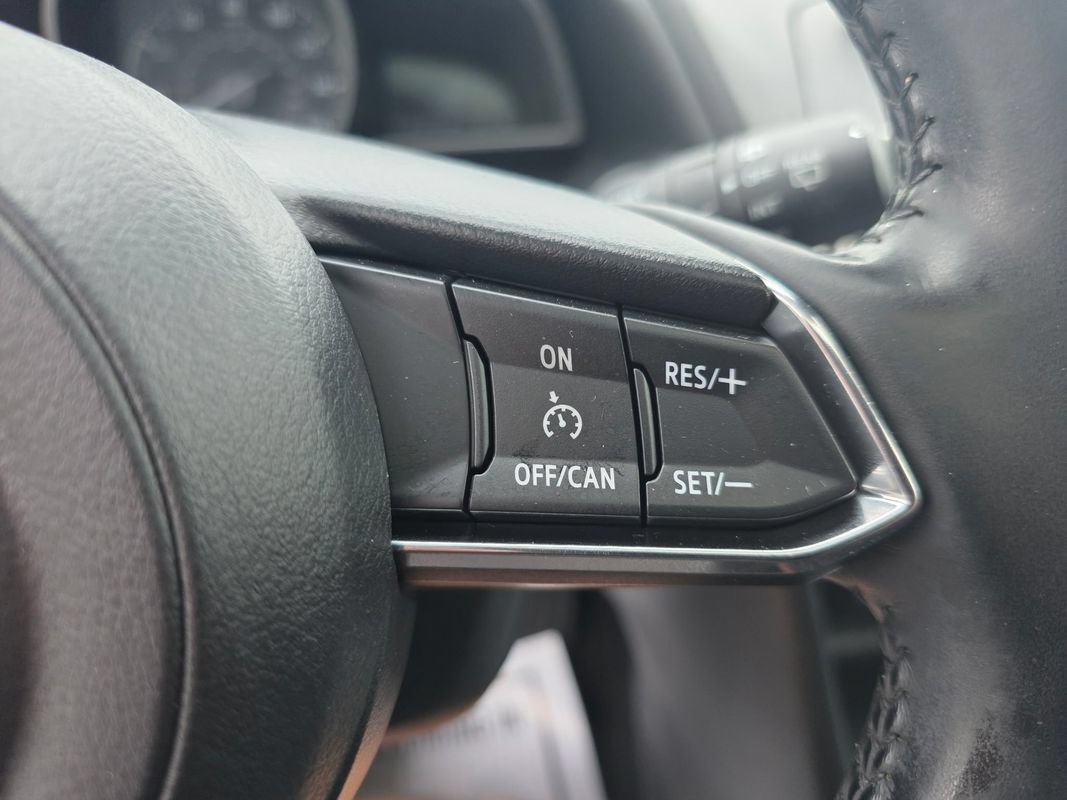 Used 2018 MAZDA MAZDA3 Touring FWD image 25