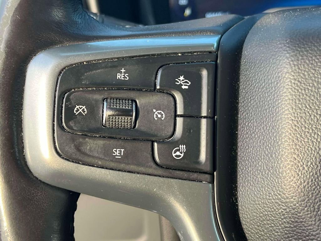 Used 2023 Chevrolet Suburban LT w/ Luxury Package AWD/4WD image 24