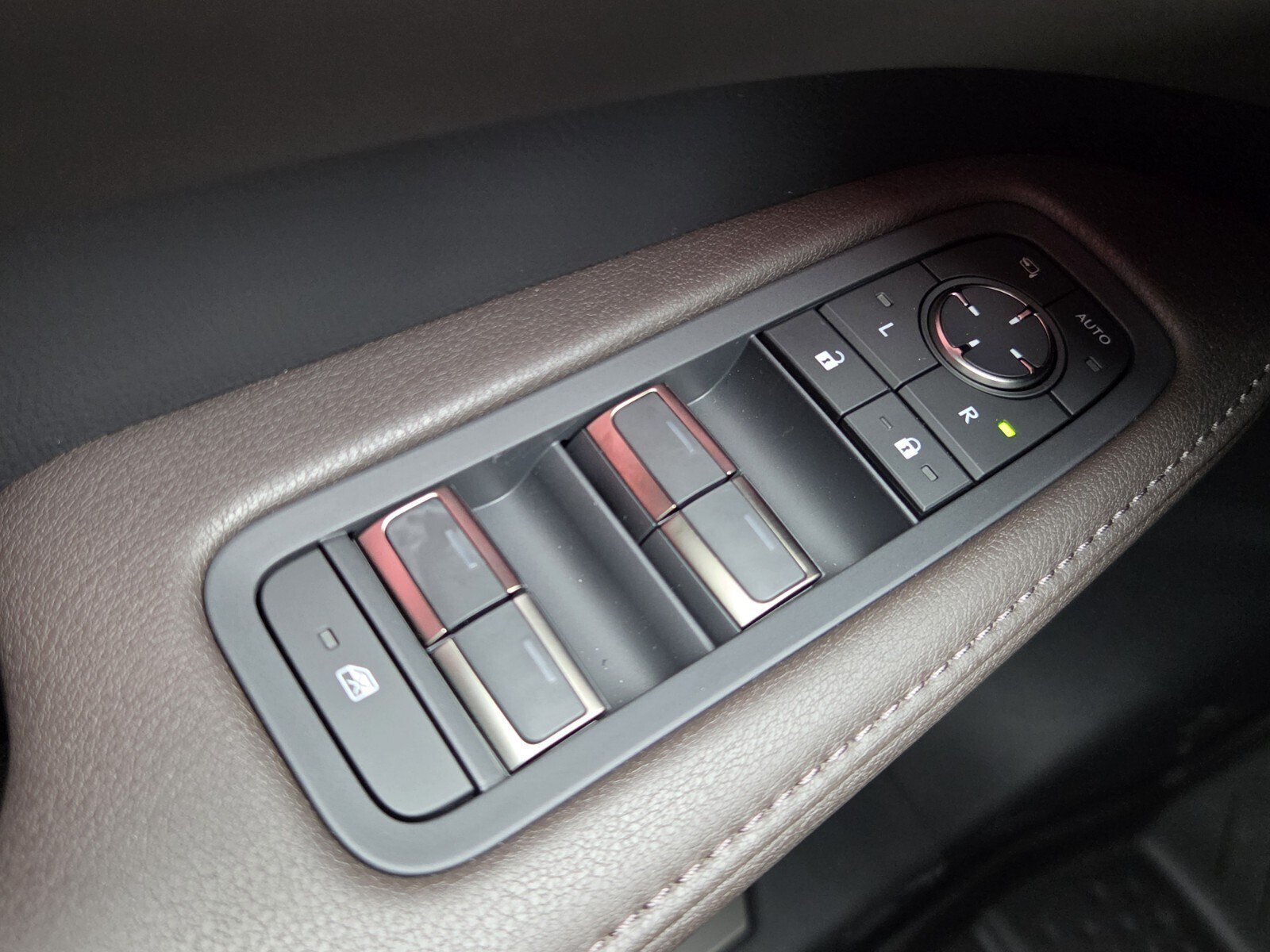 New 2026 Lexus RX 450h AWD w/ Convenience Package image 33
