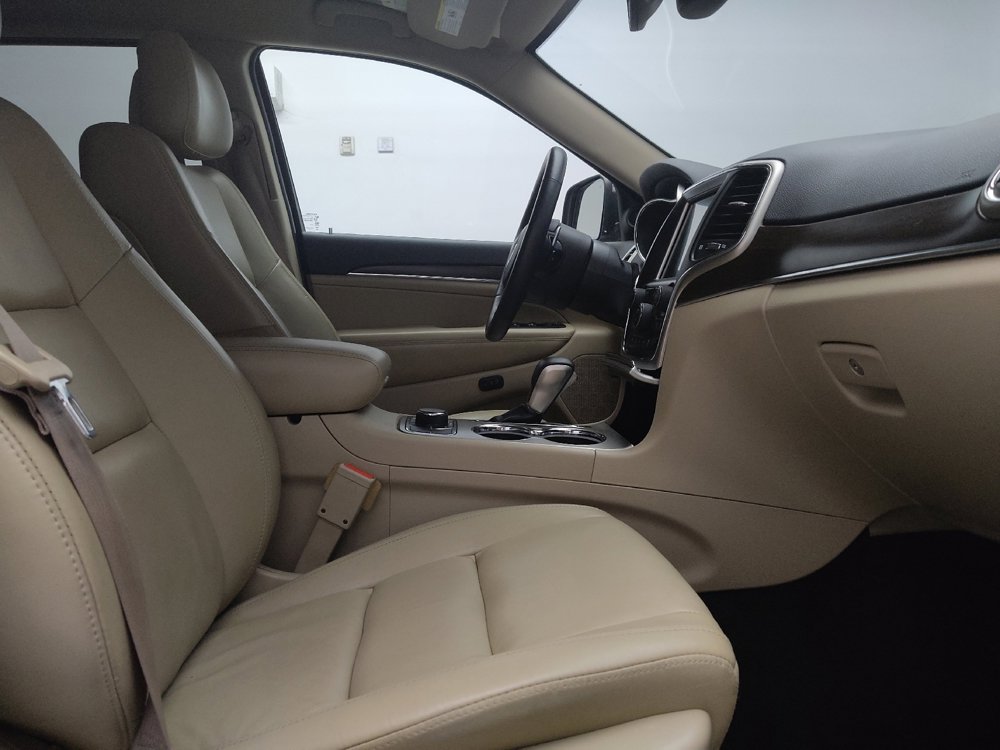 Used 2017 Jeep Grand Cherokee Limited AWD/4WD image 21