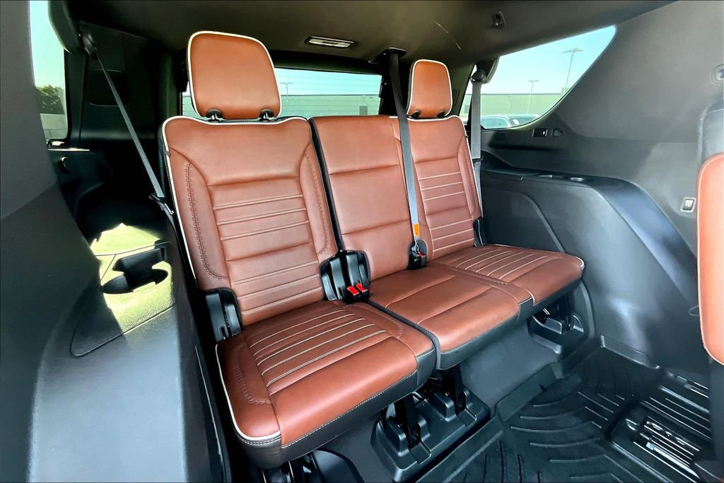 Used 2023 GMC Yukon Denali Ultimate image 37