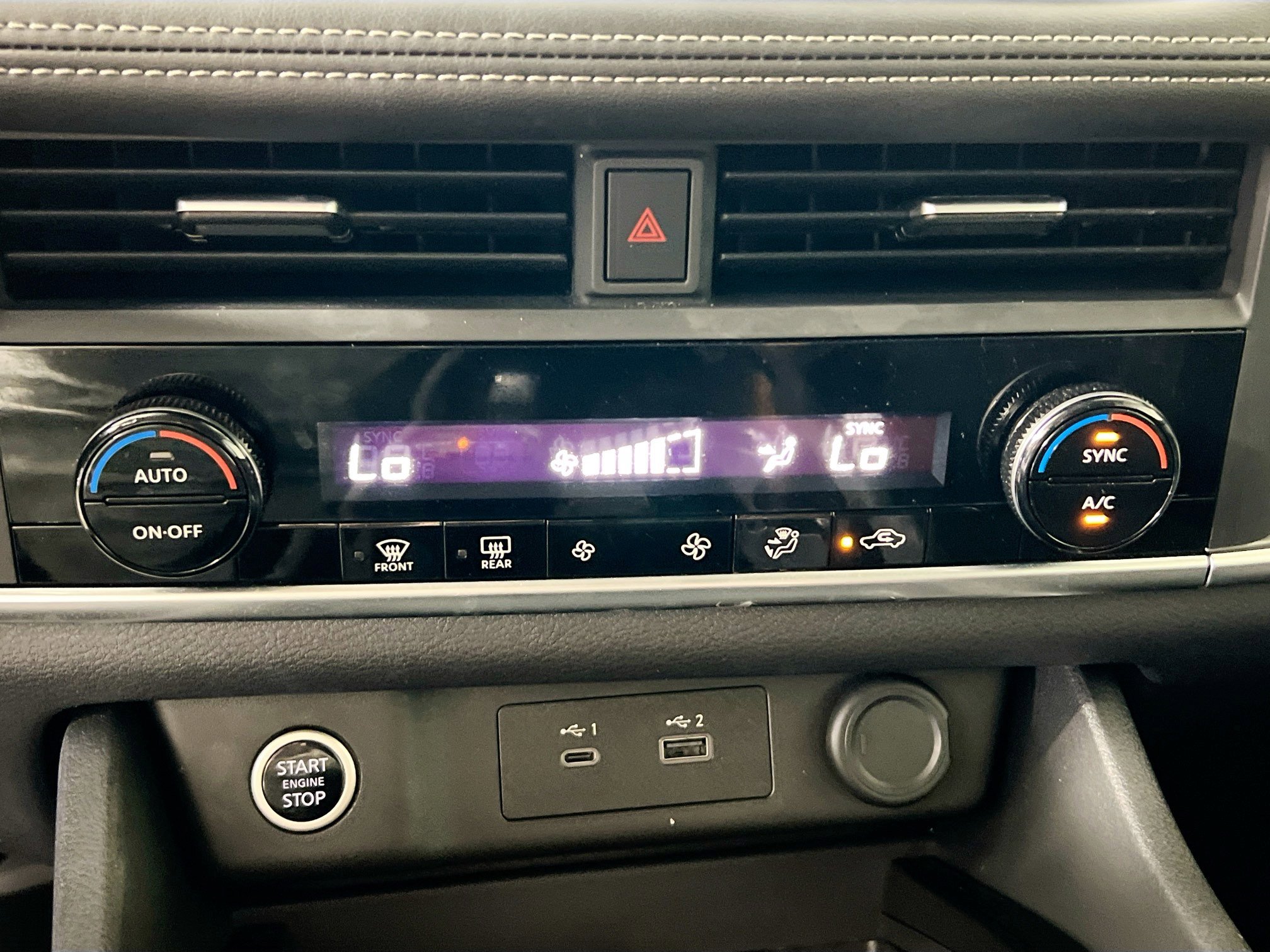 Used 2023 Nissan Rogue SV FWD image 27